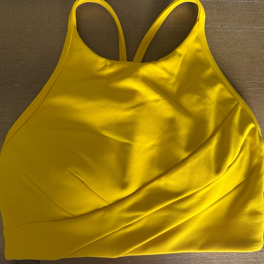 NWT Flow Y Lululemon Athletica Yellow High-Neck Bra